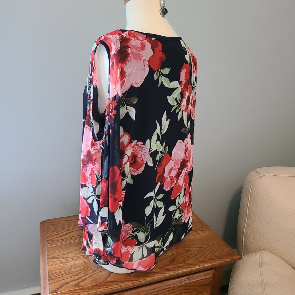 Ivy Ridge Blouse - Picture 4 of 6